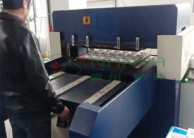 高圧のペーパー パルプの鋳造物の端のトリミング/縁切り機械
