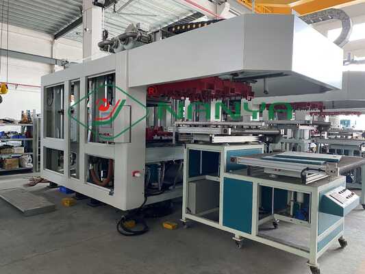 300Kg/H生物分解性のパルプの鋳造物テーブルウェア装置40トン圧力